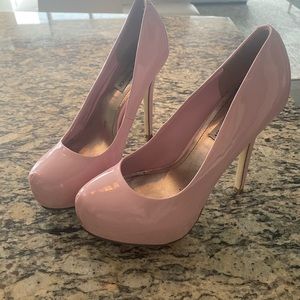 Steve Madden pumps